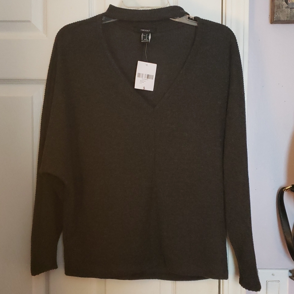 Choker neck sweater